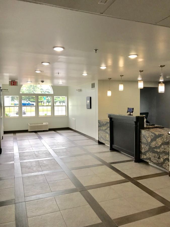 Hotel Quality & Watertown Fort Drum Calcium