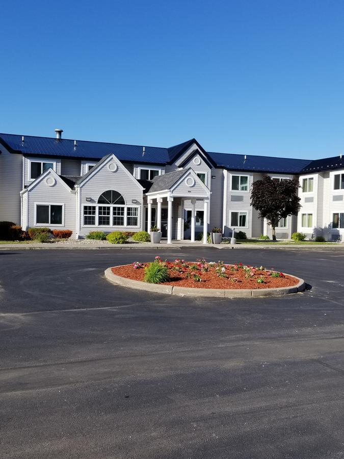 Quality & Watertown Fort Drum Hotel Calcium